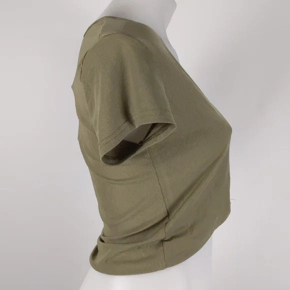 Valleygirl Top Size Med Khaki Green Short Sleeve Crop Ribbed Button Tie-up NEW - Picture 10 of 14